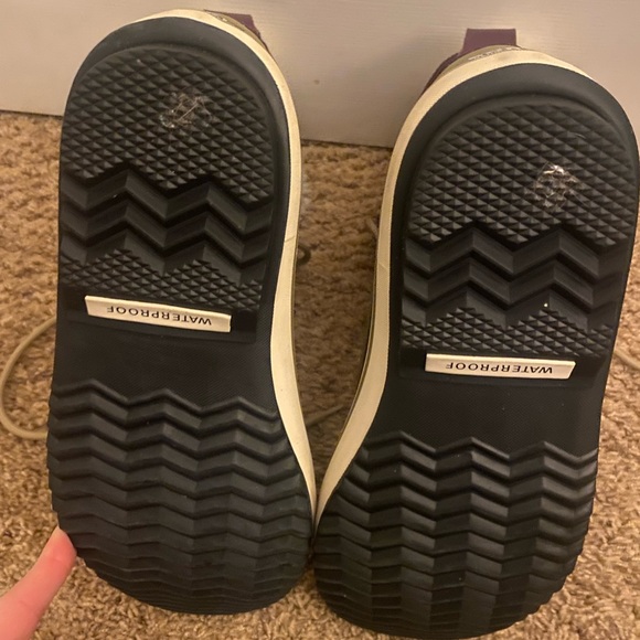 Sorel Women’s Winter Boot- Great/ Excellent used condition. - Picture 3 of 9